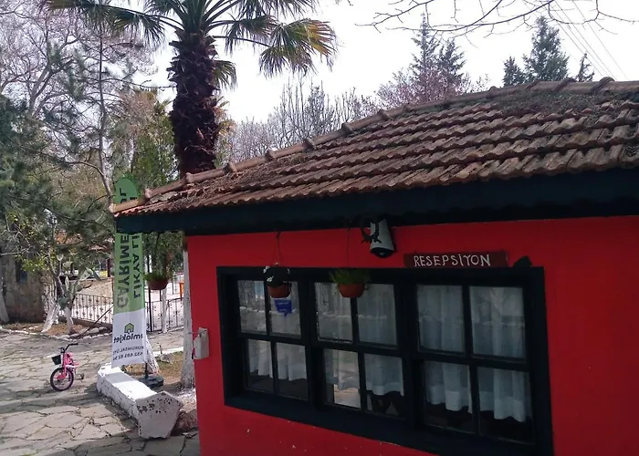 Lıkya Saklibahçe Otel *